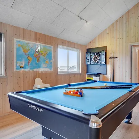 Awesome In Sydals With Kitchen