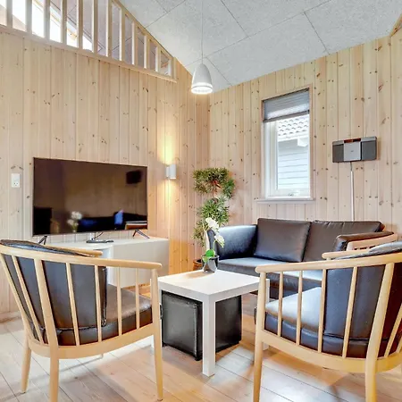 Awesome In Sydals With Kitchen