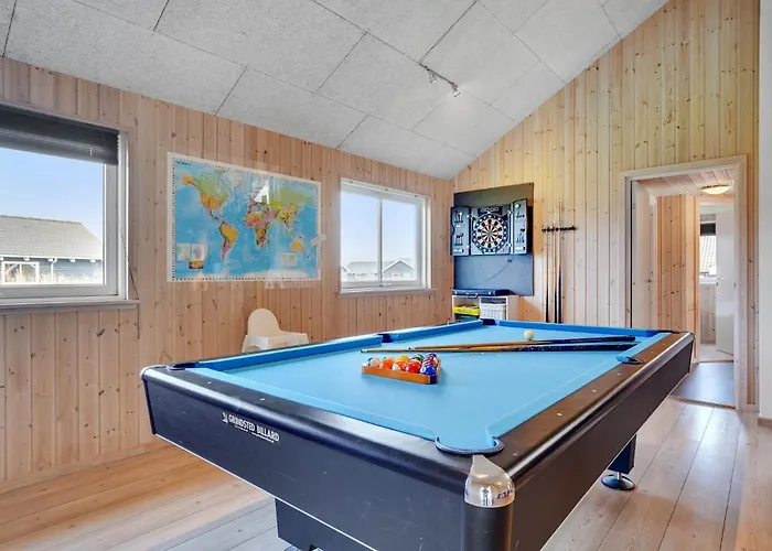 Awesome In Sydals With Kitchen